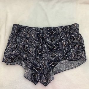 5/$25 LA Hearts Printed Shorts
